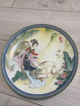 Chiński porcelanowy talerz 