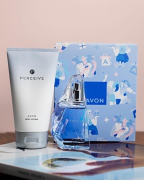 Avon perfumy żele szminki 