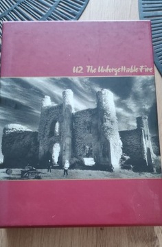 U2 Unforgettable Fire Box
