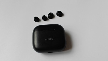 Słuchawki AUKEY EP-N5 (z redukcją ANC oraz USB-C)