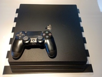 Konsola PS4 Pro 1TB + Pad