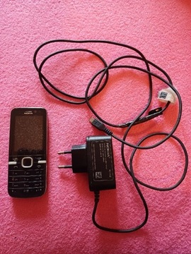 Nokia 6730c z ładowarką i akumulatorem 
