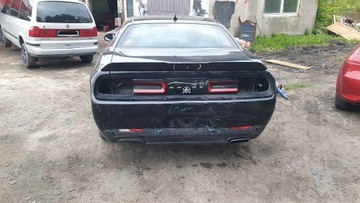 Zderzak tylny do Dodge Challenger SXT 2015+ OEM