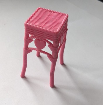 Różowy stoliczek krzesełko dla lalek domek zabawka