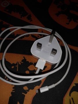 Ładowarki do Apple A1399 wtyczka UK+ kabel