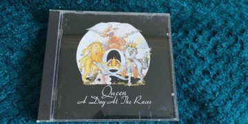 Queen - A Day at the Races. 1986r 