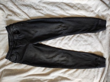 Spodnie jeansowe czarne  146
