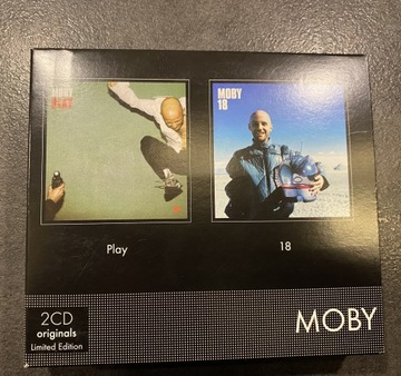 Moby Collection Play i 18