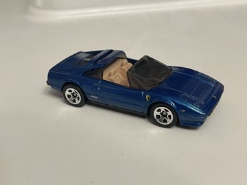 Hot wheels Ferrari 308GTS Quattrovalvoe 2010 rok