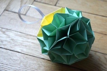 Bombka papierowa origami miętowo żółta