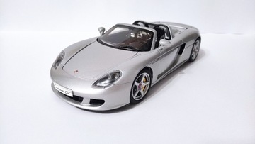 Porsche Carrera GT, Autoart Millenium srebrny 1:18