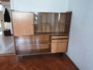 Biblioteczka przeszklona PRL 1962 rok