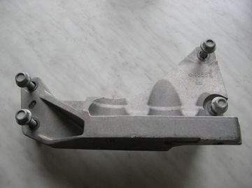 Łapa podpora 1.5D lift Opel Astra K V 42496557