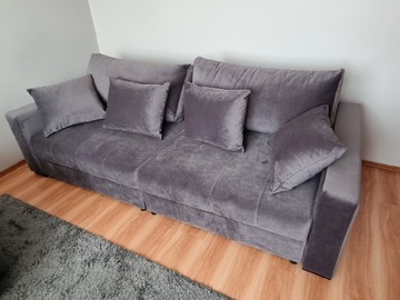 Kanapa sofa z dużą powierzchnią spania