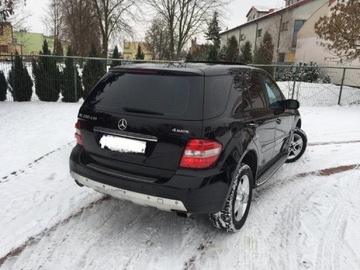 Ćwiartka tył cały tył Mercedes ML W164