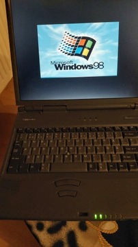 Toshiba tecra 8000 retro laptop win 98