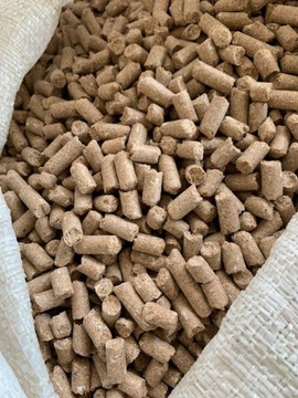 Pellet, pellet ze słomy, biomasa, z transpotem 