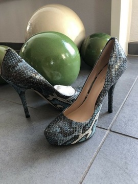 Buty Guess Szpilki rozmiar 37