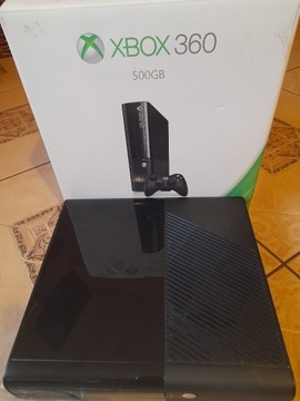 Sprzedam konsolę  X BOX 360 500GB