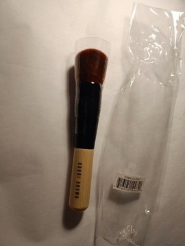 Bobbi Brown pedzel brush Full Coverage 