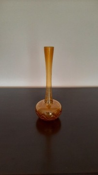 Wazon  z kolorowego szkła z PRL, mały  wazon