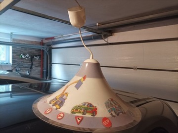 Lampa do pokoju dziecięcego