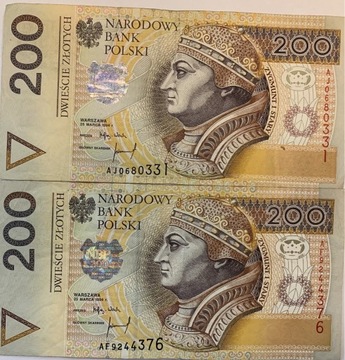 Banknoty 200 pln , seria A, nr zwiększają się