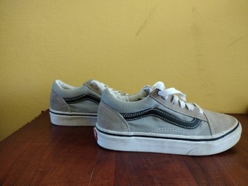 Buty Vans rozmiar 32,5