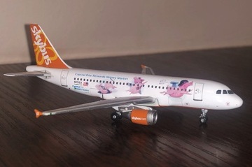 SKYBUS AIRBUS A319 GEMINI JETS 1:400