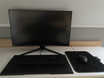 Monitor + komputer + akcesoria 