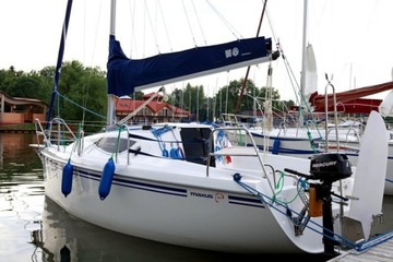 CZARTER JACHTU MAXUS 24 MAZURY- GIŻYCKO