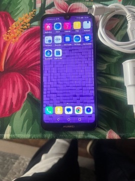 Smartfon Huawei Y5-2019 r- 2 GB / 16 GB 4G