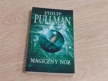 Mroczne materie. Magiczny nóż Philip Pullman