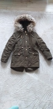 Zimowa kurtka dla dziewczynki 7-8 lat firmy M&S