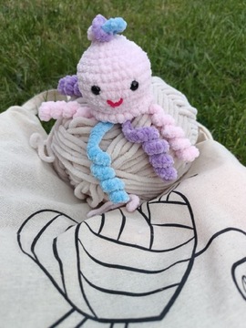 Amigurami na szydełku meduza