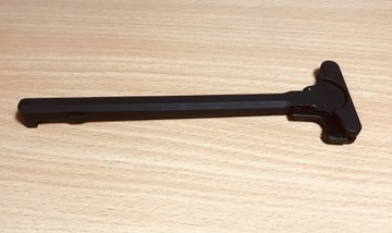 Dźwignia przeładowania AR-15