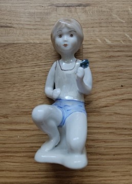 Figurka Porcelanowa Chłopiec Porcelana