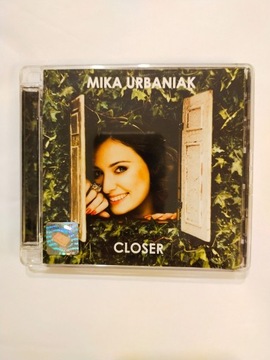 CD MIKA URBANIAK  Closer