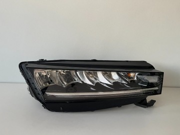 Lampa Prawa Skoda Octavia IV 4 LED 5E4941016