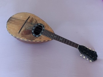 Stary instrument mandolina 