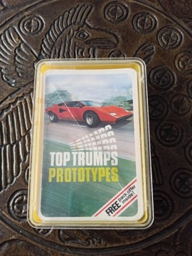 Karty kolekcjonerskie z samochodami TOP TRUMPS