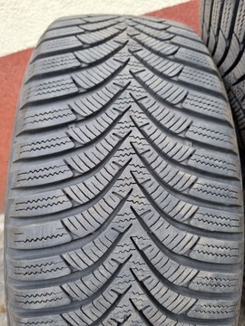 Hankook Winter i*cept RS2 W452 205/55R16 91 T