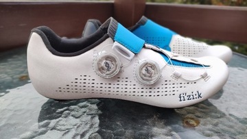 Buty szosowe Fizik Infinito R1 Movistar- biało- ni