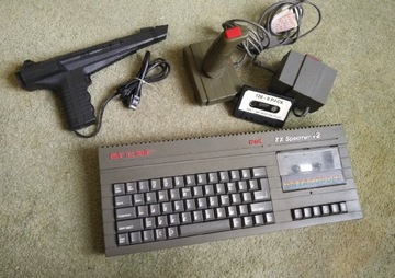ZX Spectrum 128K +2 - szary - uruchamia się