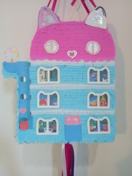 Piniata urodzinowa GABBY'S DOLLHOUSE, GABI