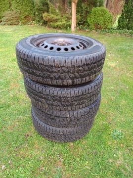 Opony Westlake SW613 4S 205/70R15 106/104 R C