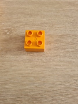 Lego duplo klocek 2x2 pomarańczowy