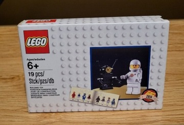 Lego 5002812 Retro Classic Spaceman i Robot nowy