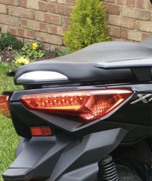 Lampa prawa lewa Yamahy xmax 250 z 2015 roku