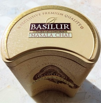 Puszka po herbacie BASILUR Masala Chai